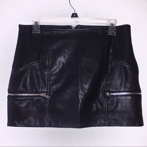 FOREVER 21 adorable faux leather mini skirt